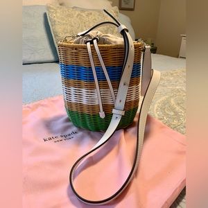 Kate Spade woven bucket/crossbody bag